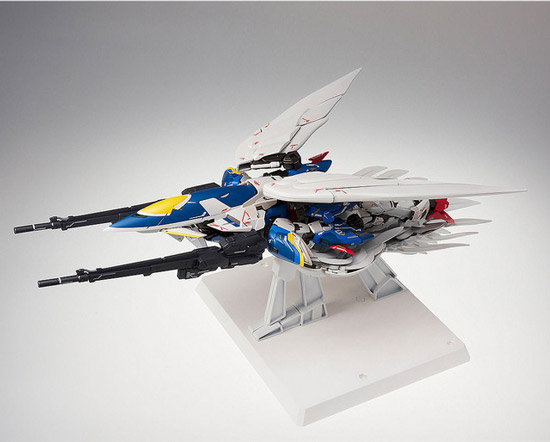 玩具       飞翼零式高达w-gundam zero custom是g系列的设计原型机体