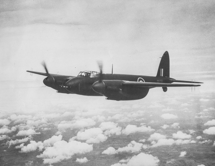 由哈维兰公司制造的全木制战机:蚊式轰炸机(de havilland mosquito).